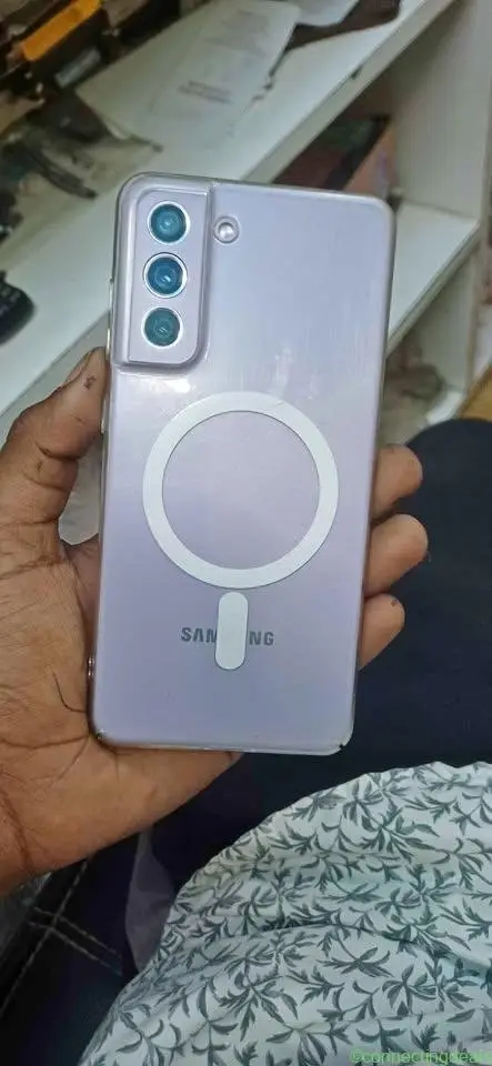 Good condition phone h - Image 1