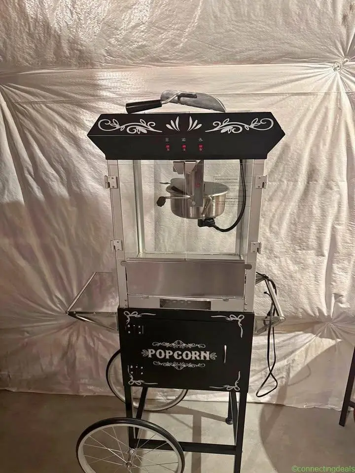 Popcorn Machine w/Scoop - Image 1