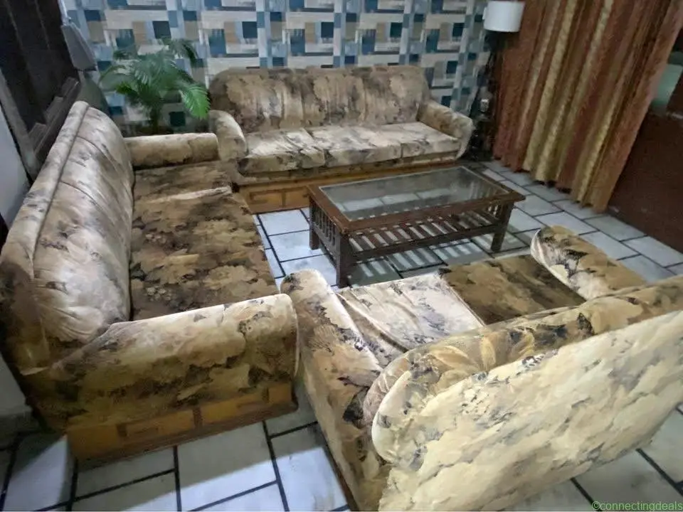 Sofa set