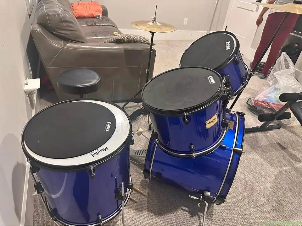 Mendini Acoustic Drum Set - Image 1