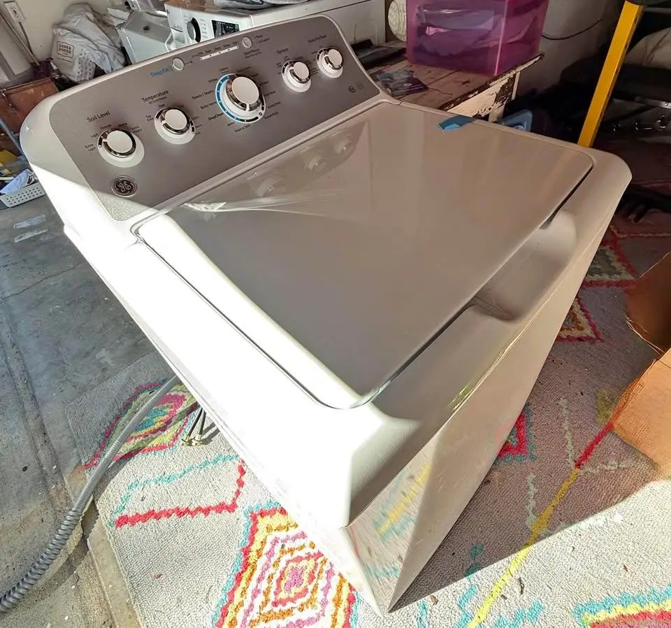 Brand New- GE Top-Load Washer