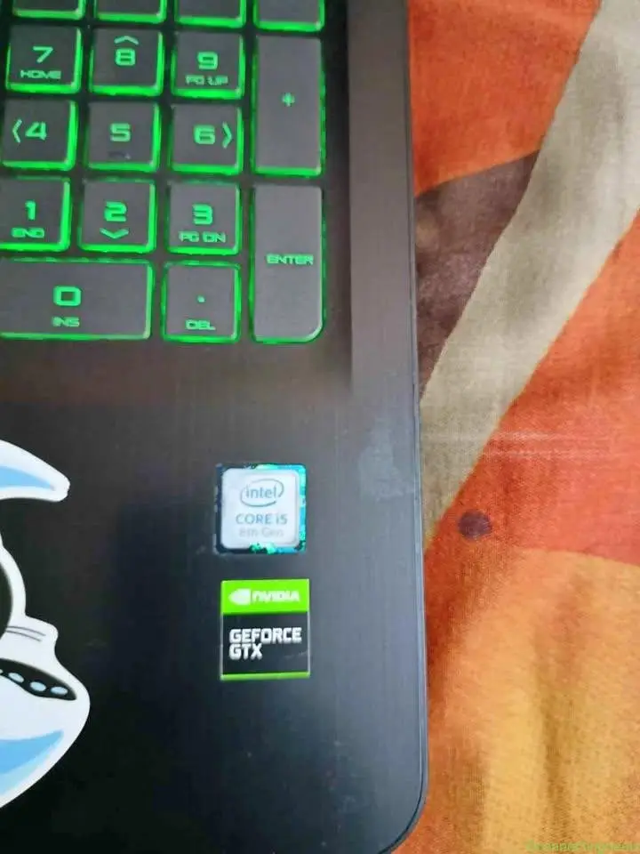 Laptop HP i5-8th gen 1050graphics card