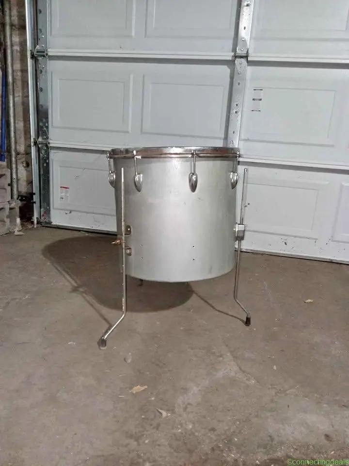 Used Ludwig Tom floor drum - Image 1