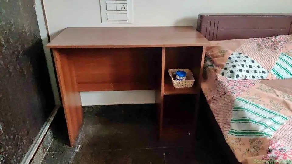 Computer table/bedside
