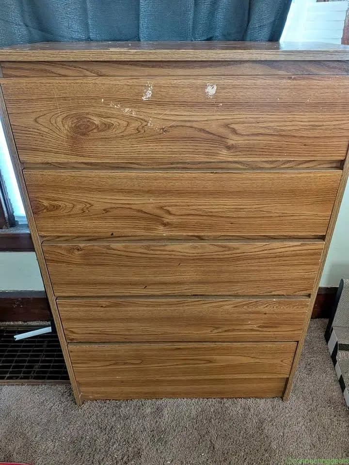 Dresser