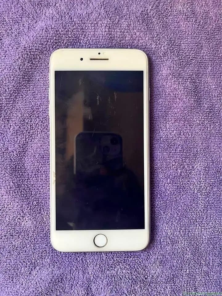 Iphone 7s - Image 1