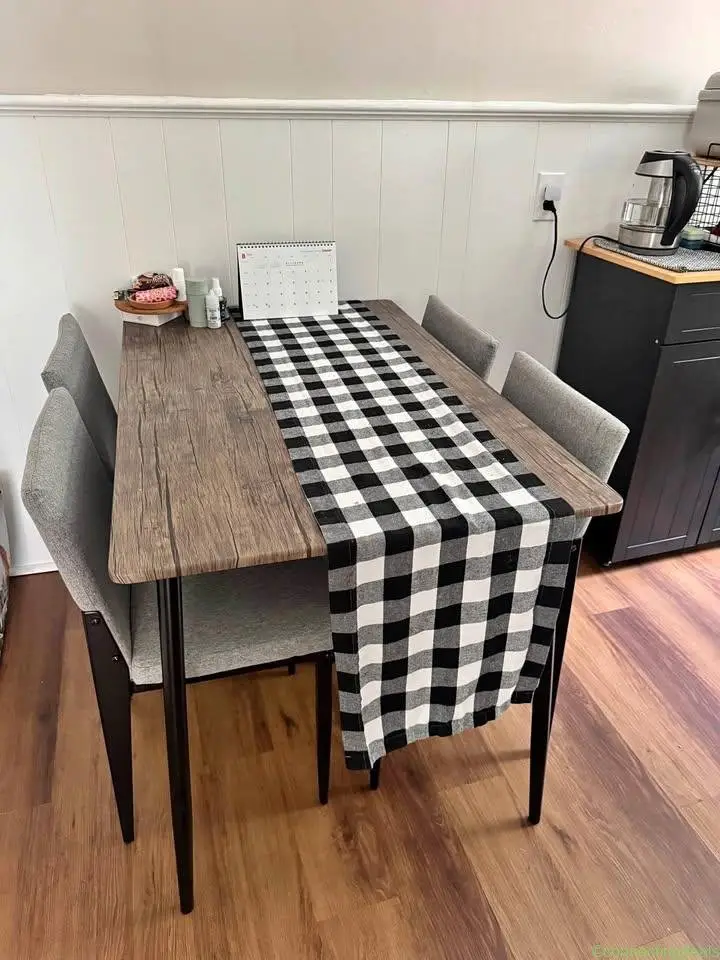 Kitchen Table - Image 1