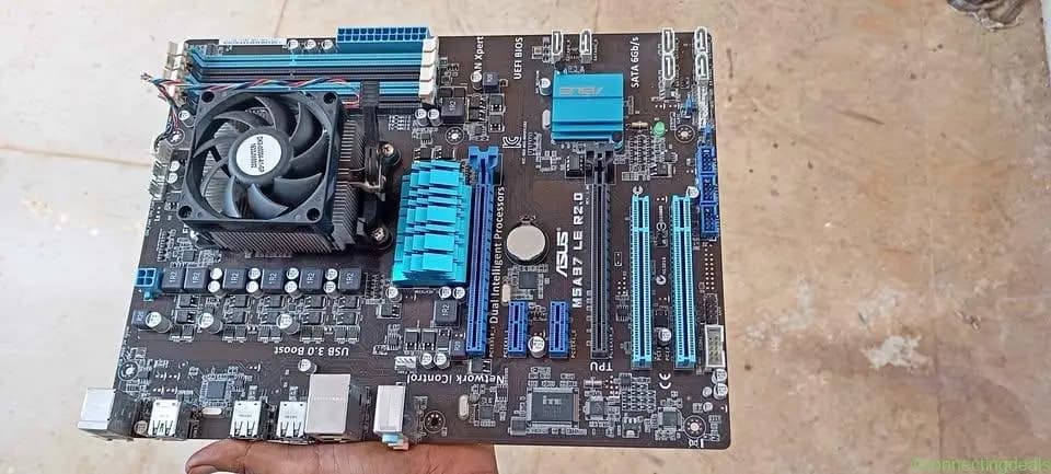 FX 4300 Asus M5A97 Motherboard