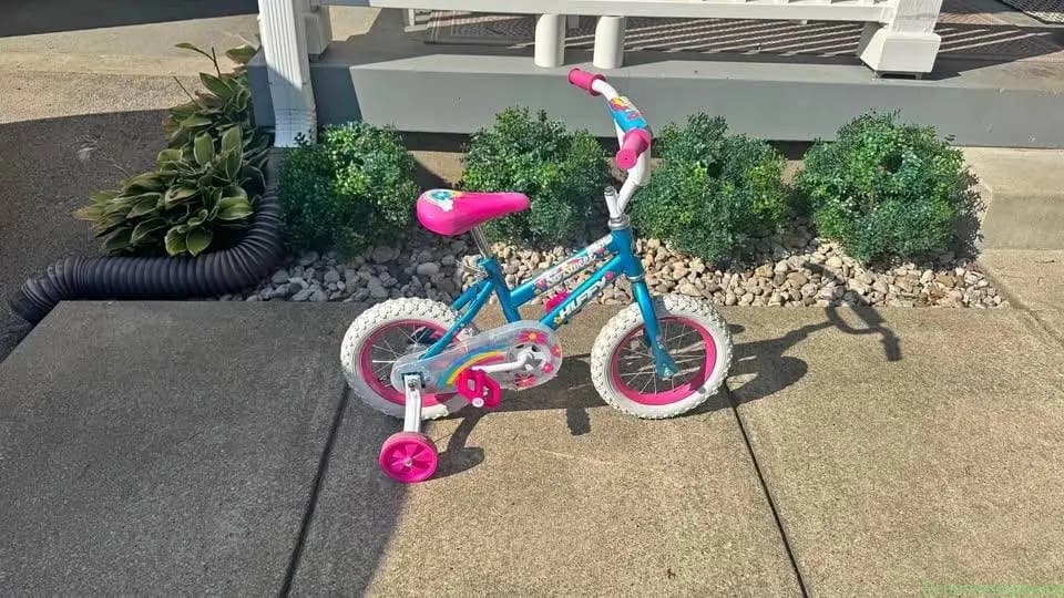 Huffy 12” bike with training wheels