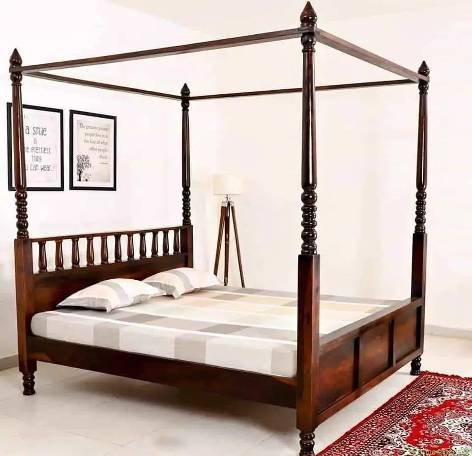 Poster bed 78*60 queen size Ghana teakwood