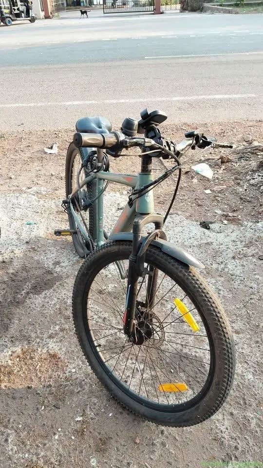 Hero lectro h5 cycle for sale - Image 1