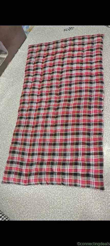 Foldable black cotton mattress/gadda 3by6