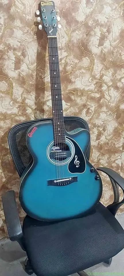 Gibson guitar