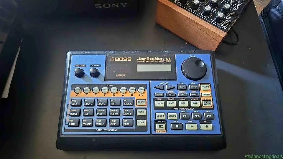 Drum machine (Roland, Boss, Korg, Yamaha