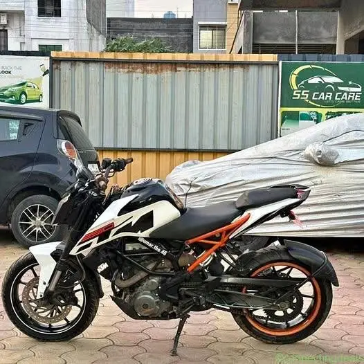 Pulsar 125
