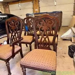 2 Beds 2 Baths - Apartment