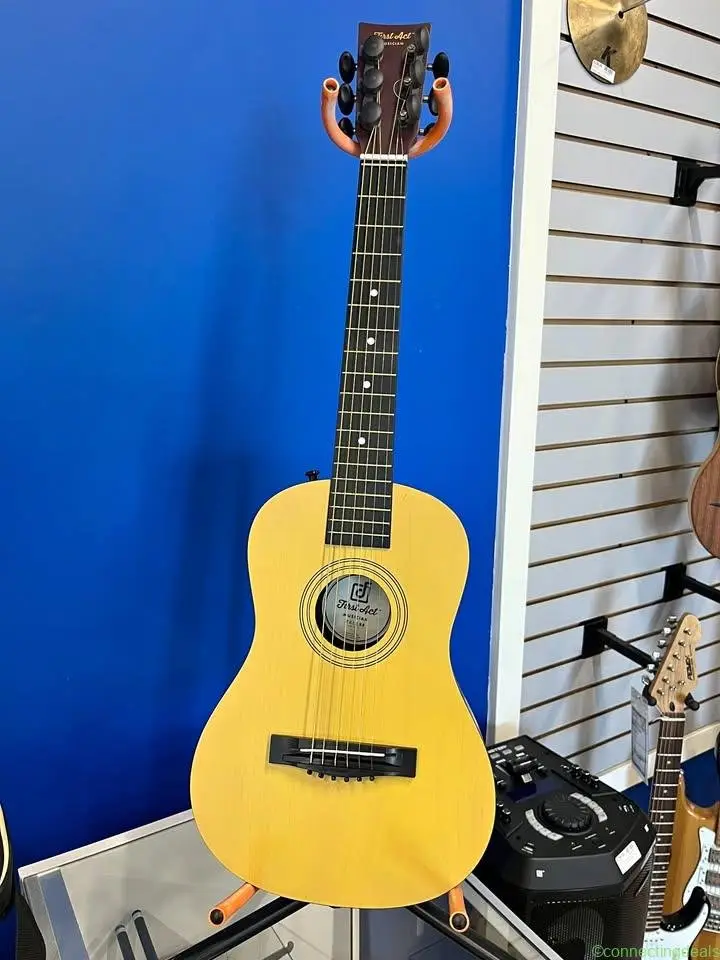 FIRST ACT CHILDREN GUITAR