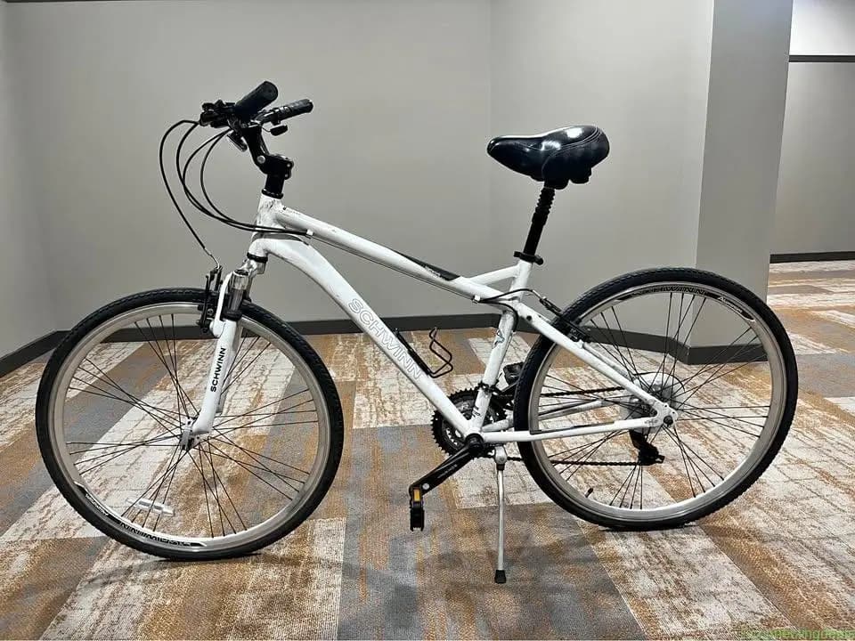 Schwinn Network 3.0 Bicycle 2021 (Hybrid bike,