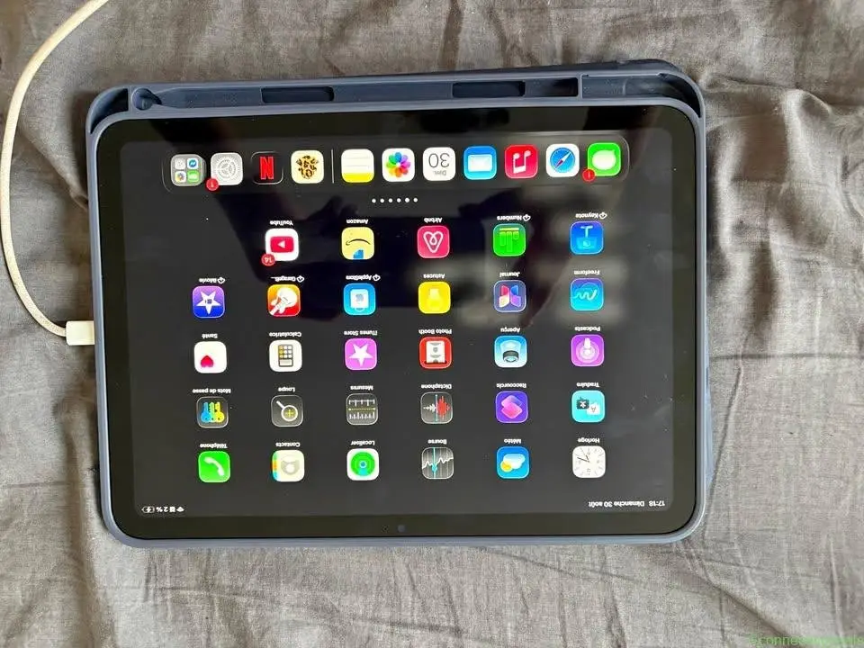 IPAD A16 128GO