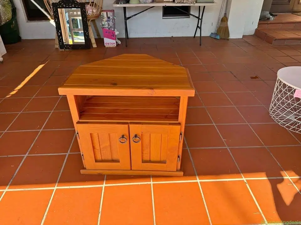 Tv corner cabinet