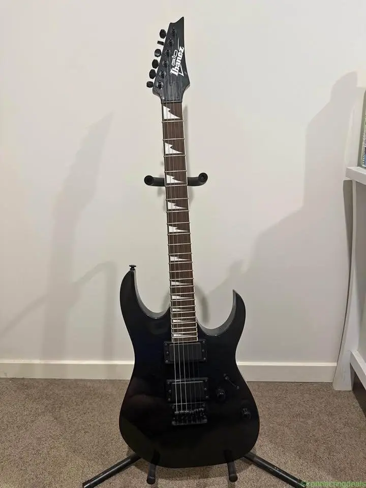 IBANEZ Gio Electric Guitar (Black)