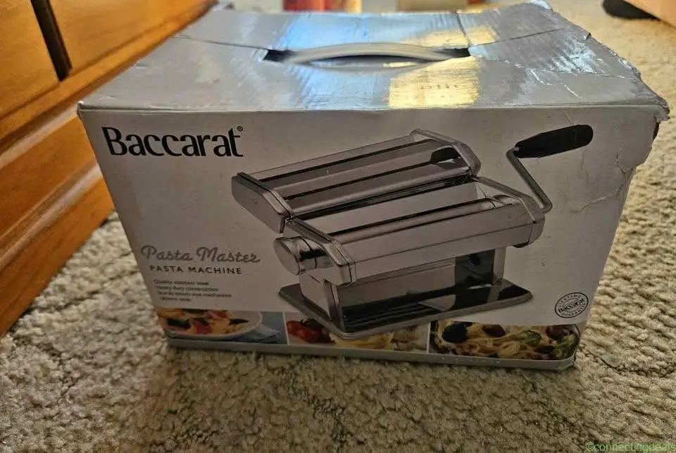 Baccarat pasta maker machine