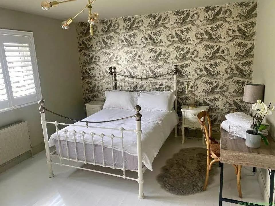 Bed frame