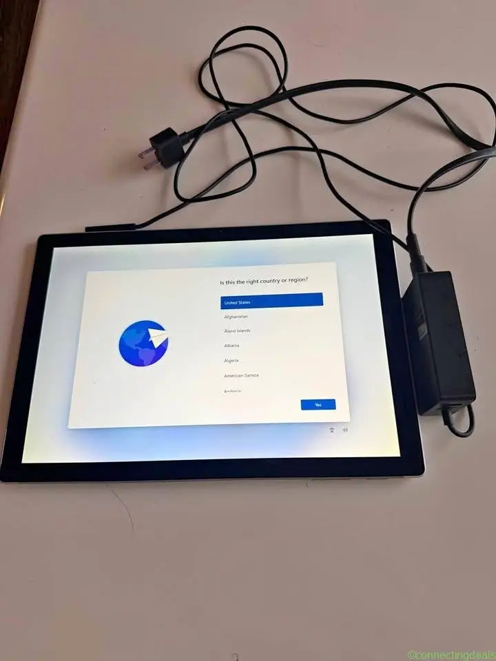 Microsoft Surface Pro 5 12.3" 1796 Tablet -