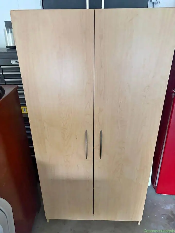 Storage cabinet - Image 1