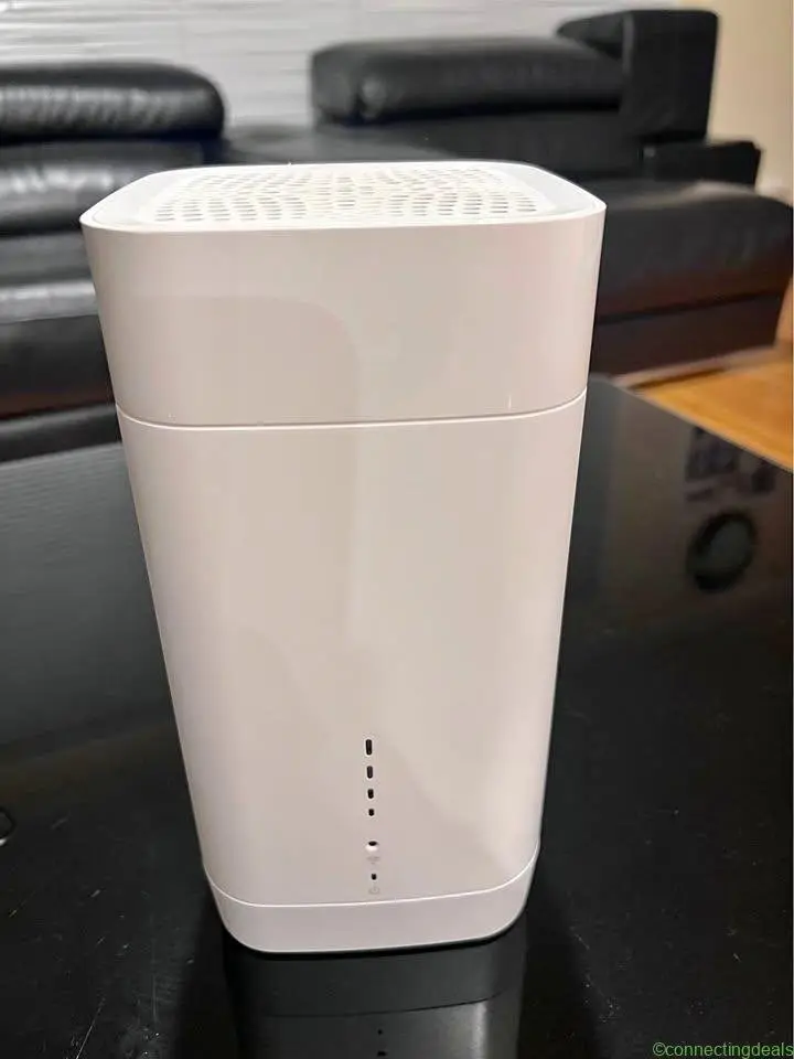 Sagecom 5G Modem 5866t