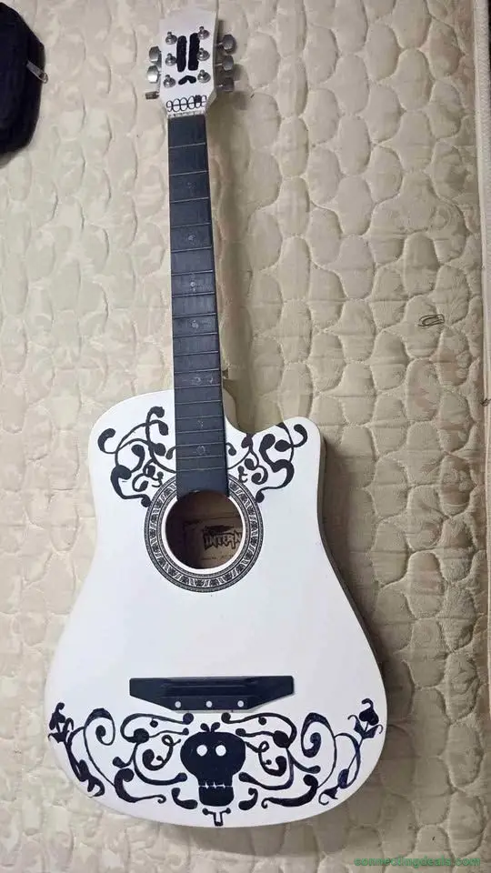 Cocos guitar
