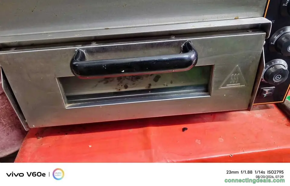 Electric pizza oven