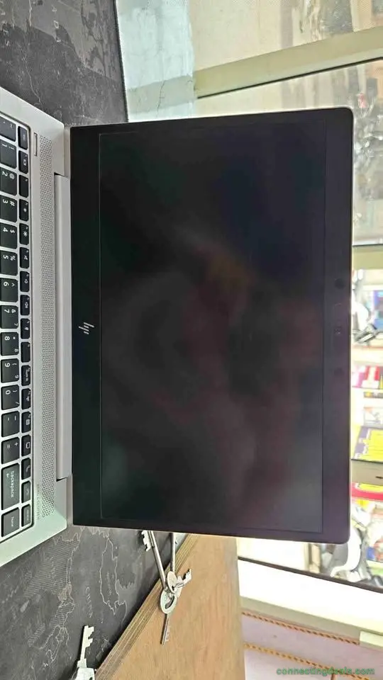 Hp ryzen 7 processor 8gb ram 256gbssd 1gb graphic