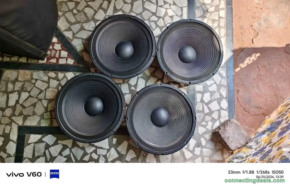 8 pis 18 inchi 1200 waat with cabinet