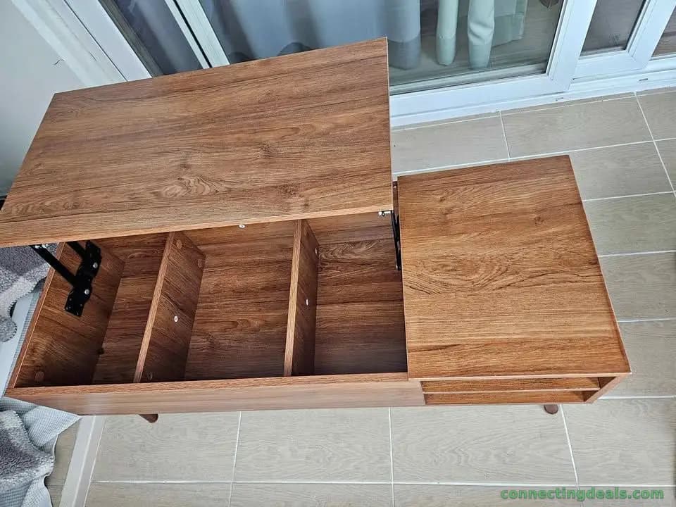 Coffee table with extendable lid