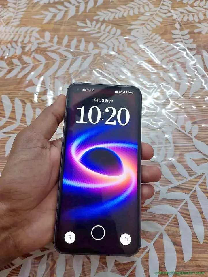 Nothing phone 1,8gb+128gb. Read description