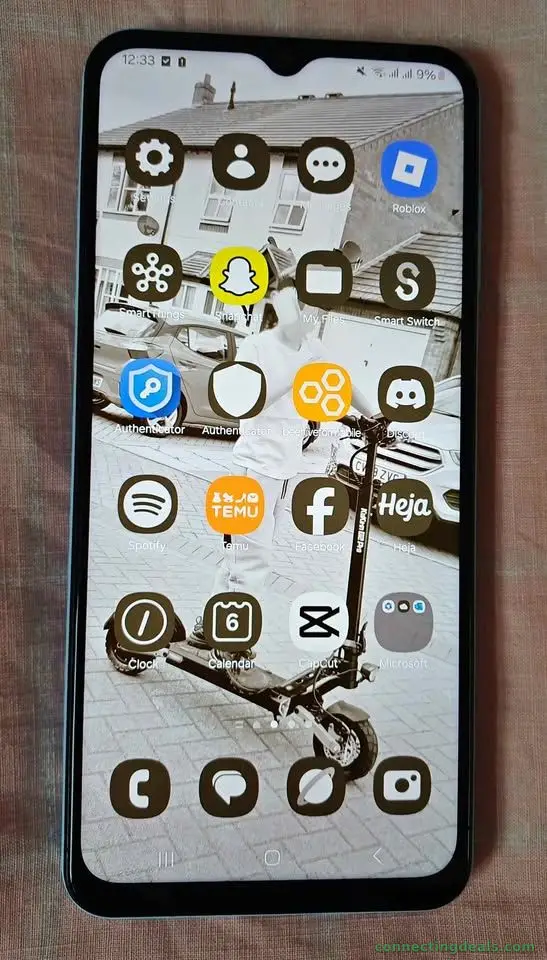 Mobile phone Samsung A13