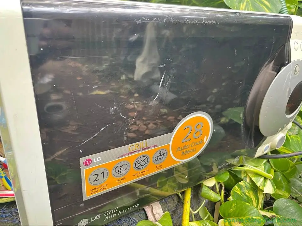 LG Microwave Oven