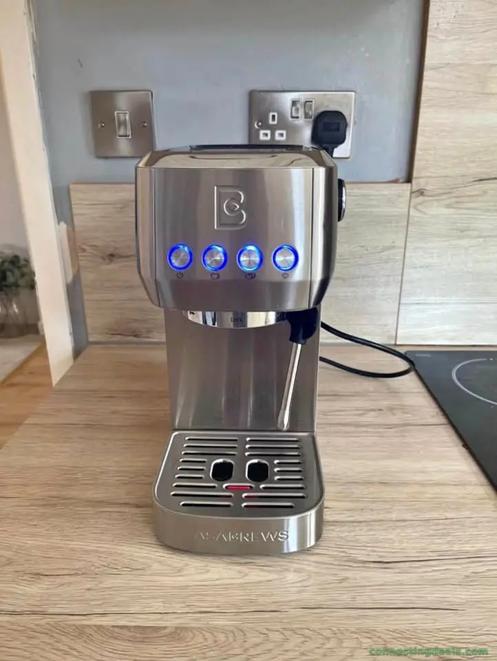 Casbrews Essential - at home espresso machine Used