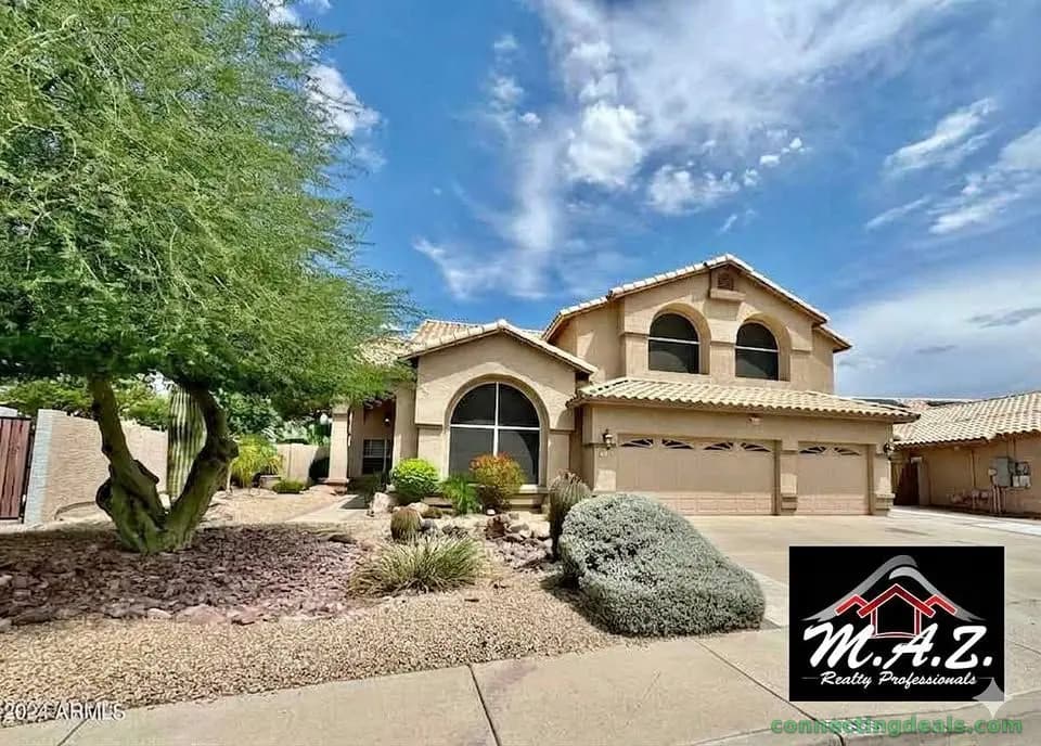 5 Beds 3 Baths House