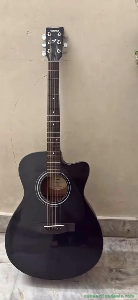 Marketplace – Yamaha guitar FS80C