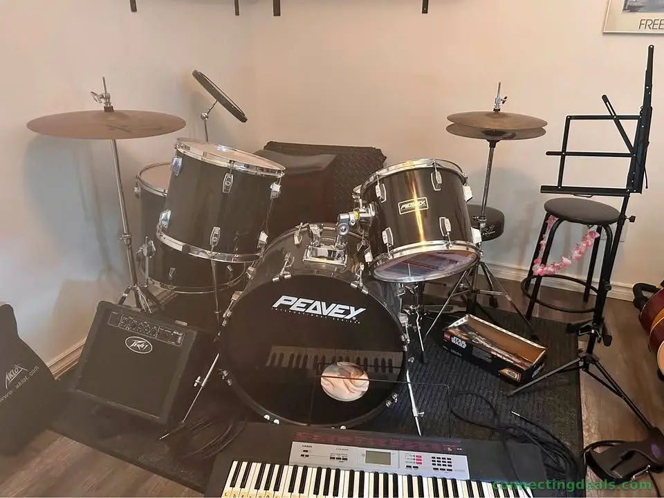 Peavey drum set