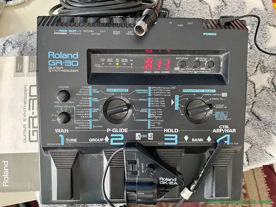 Original Roland GR-30 Guitar Synthesizer Complete