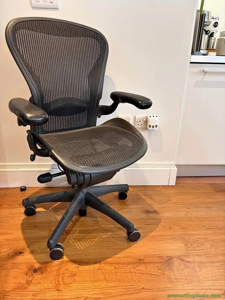 Herman Miller Aeron Classic office chair – Size B