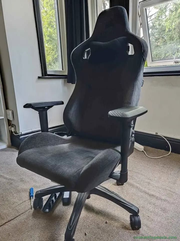 FREE GAMING/COMPUTER CHAIR – COLLECTION ONLY