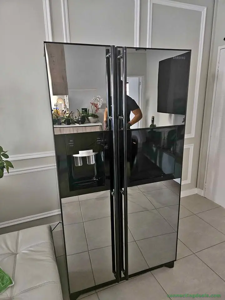 Samsung Mirror Finish Side-by-Side Fridge/Freezer
