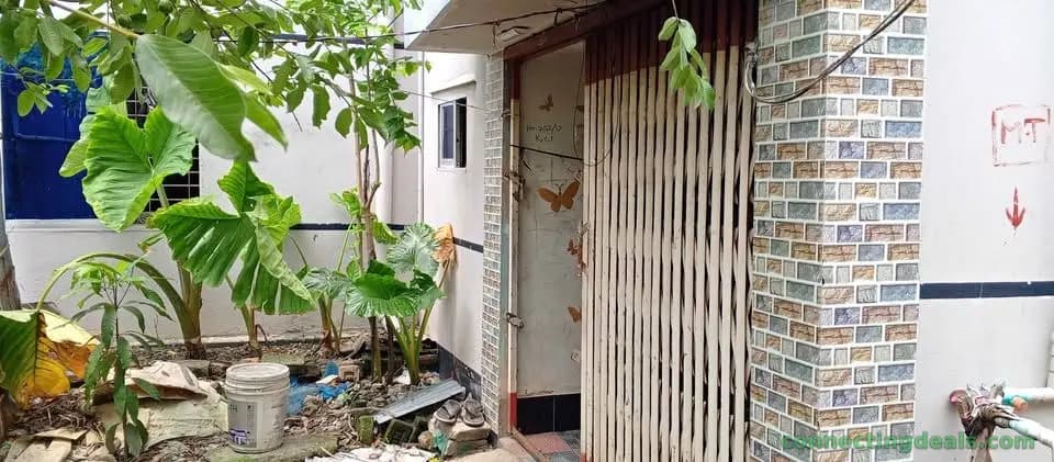 ২ সতক জমি + ২ টা flat সহ বাড়ি