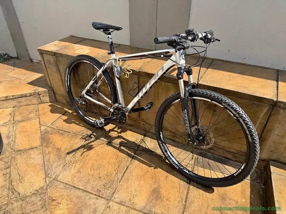 Titan cruz mountain bike - Image 1