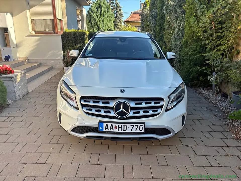 Mercedes-Benz GLA 180