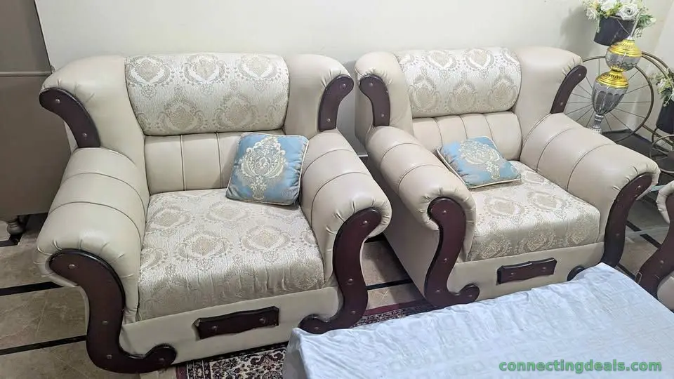 Sofa set plus dewan